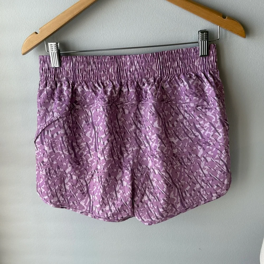 ASICS NWT Women’s‎ Running Shorts with Liner